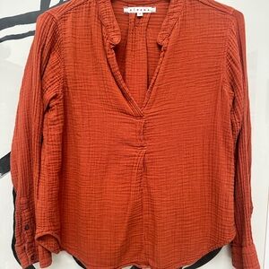 XiRENA Rust Gauze V-Neck Tunic Top